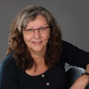 Meet your Posher, Kim